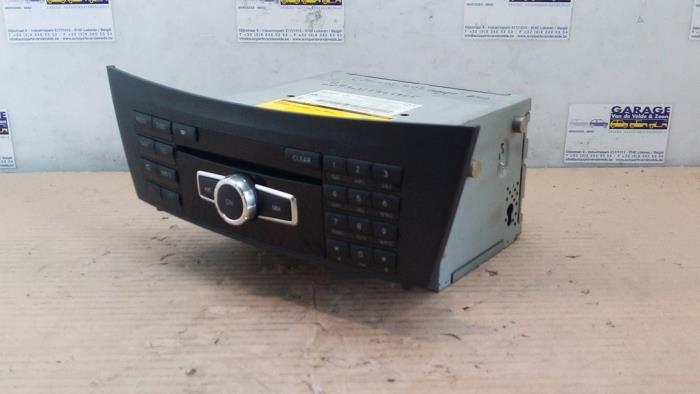 Radio Mercedes C-Klasse