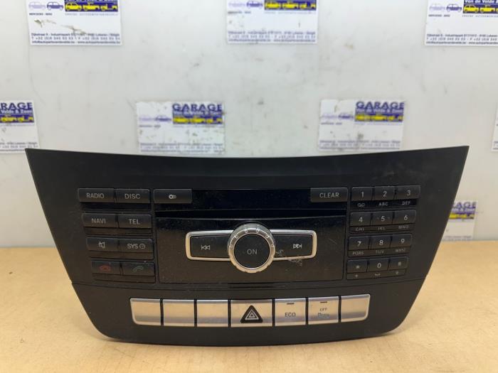 Radio Mercedes C-Klasse