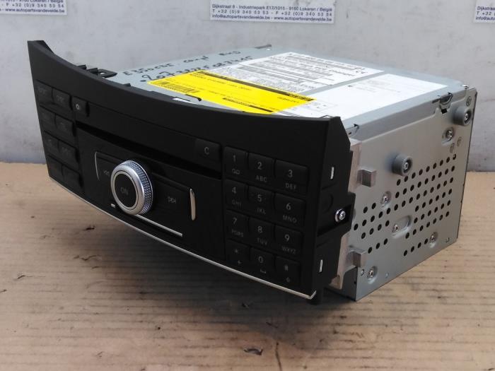 Radio Mercedes E-Klasse