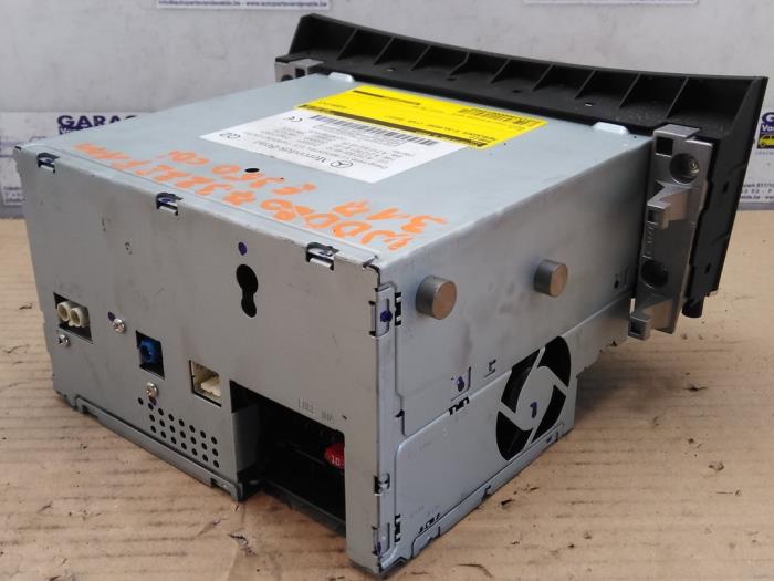 Radio Mercedes E-Klasse