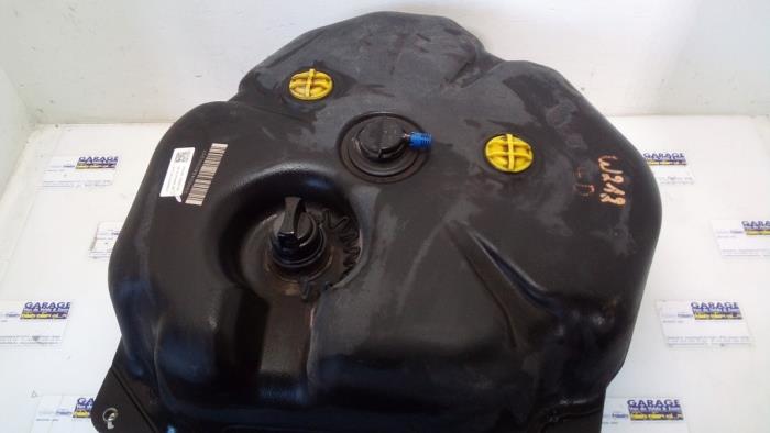 Depósito de aditivo Mercedes E-Klasse