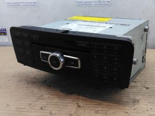 Gebruikte Radio Mercedes B (W246) 1.8 B-180 CDI BlueEFFICIENCY 16V Prijs € 108,90 Inclusief btw aangeboden door Autoparts Van De Velde