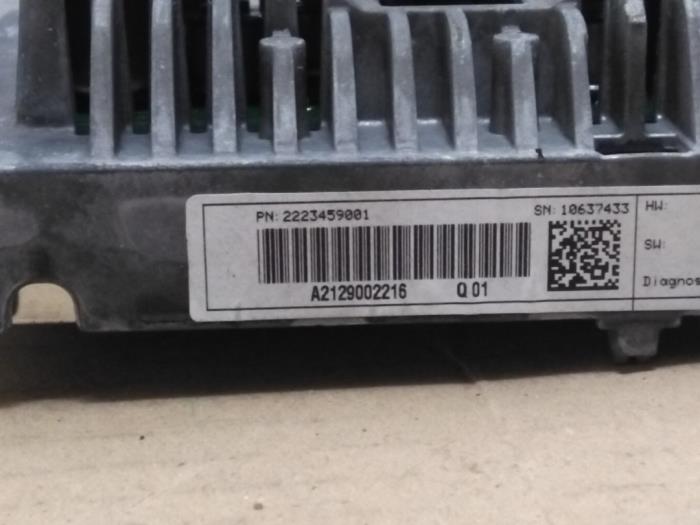 Interior display Mercedes E-Klasse