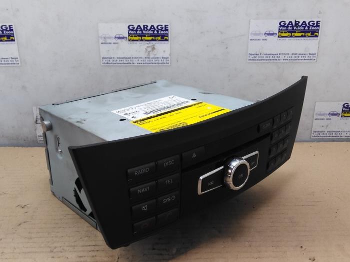 Radio Mercedes C-Klasse
