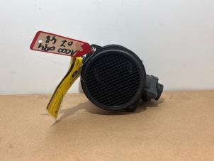 Gebruikte Luchtmassameter Mercedes SL (R129) 3.0 300 SL 24V Prijs € 151,25 Inclusief btw aangeboden door Autoparts Van De Velde