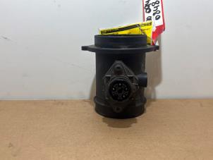 Gebruikte Luchtmassameter Mercedes S (W140) 6.0 S-600 48V Prijs € 30,25 Inclusief btw aangeboden door Autoparts Van De Velde