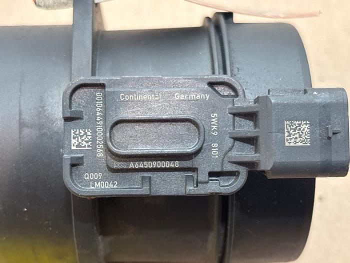 Luchtmassameter van een Mercedes-Benz CLS (C218) 220 CDI BlueTEC, 220 d 2.1 16V 2017