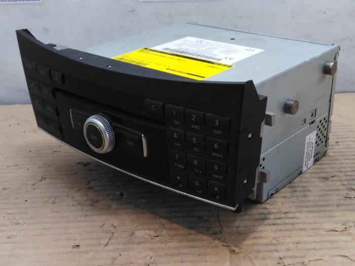 Radio Mercedes E-Klasse