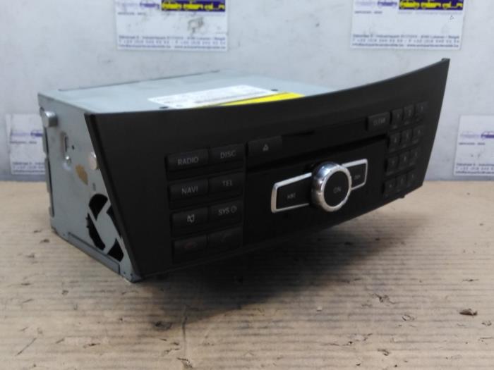 Radio Mercedes C-Klasse