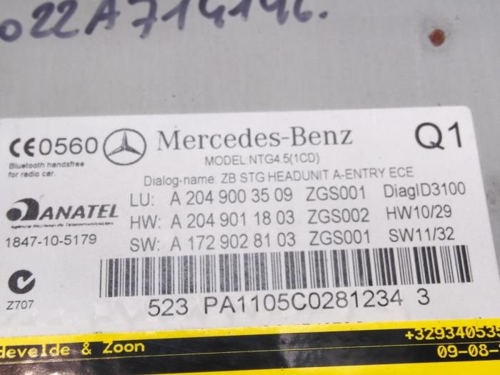 Radio Mercedes C-Klasse