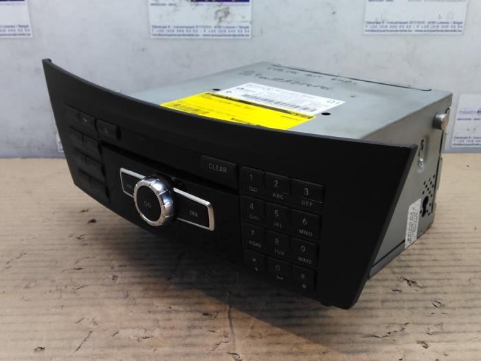 Radio Mercedes C-Klasse