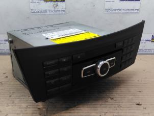 Gebruikte Radio Mercedes C (W204) 2.2 C-200 CDI 16V BlueEFFICIENCY Prijs € 102,85 Inclusief btw aangeboden door Autoparts Van De Velde