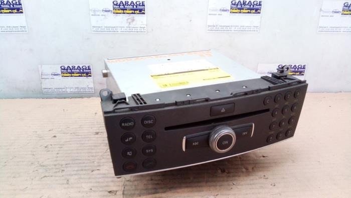 Radio Mercedes C-Klasse