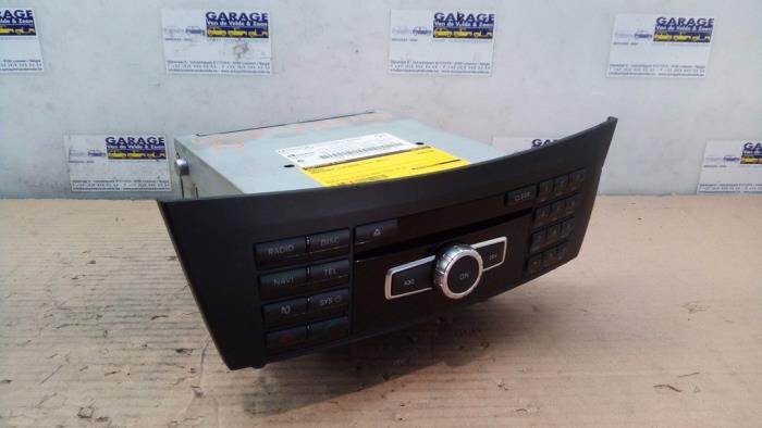 Radio Mercedes C-Klasse