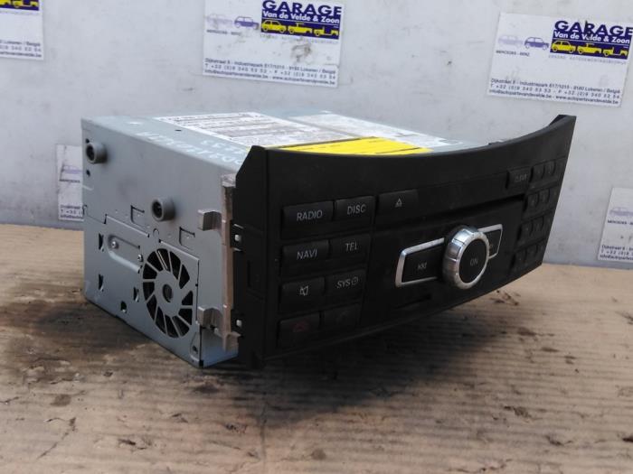 Radio Mercedes E-Klasse