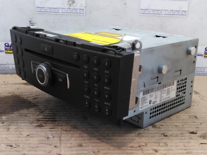 Radio Mercedes C-Klasse
