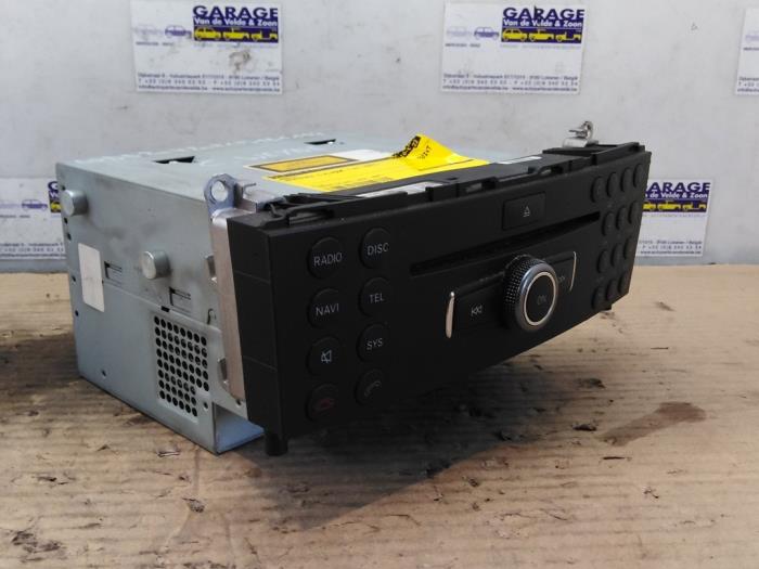 Radio Mercedes C-Klasse