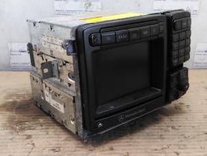 Gebruikte Radio Mercedes S (W220) 3.2 S-320 CDI 24V Prijs € 181,50 Inclusief btw aangeboden door Autoparts Van De Velde