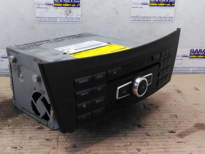 Radio Mercedes C-Klasse