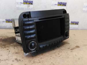 Gebruikte Radio Mercedes S (W220) 3.2 S-320 CDI,Lang Prijs € 363,00 Inclusief btw aangeboden door Autoparts Van De Velde