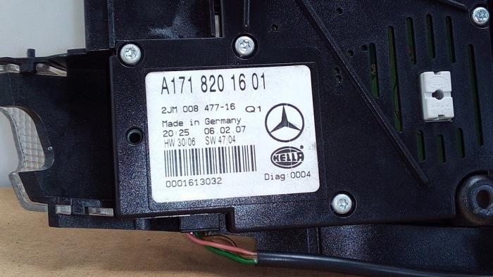 Oswietlenie wewnetrzne przód Mercedes SLK