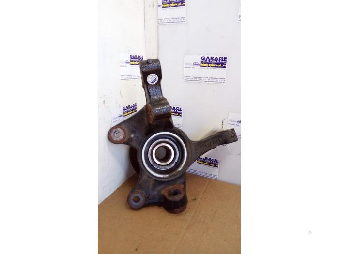 Knuckle, front right Mercedes Vito