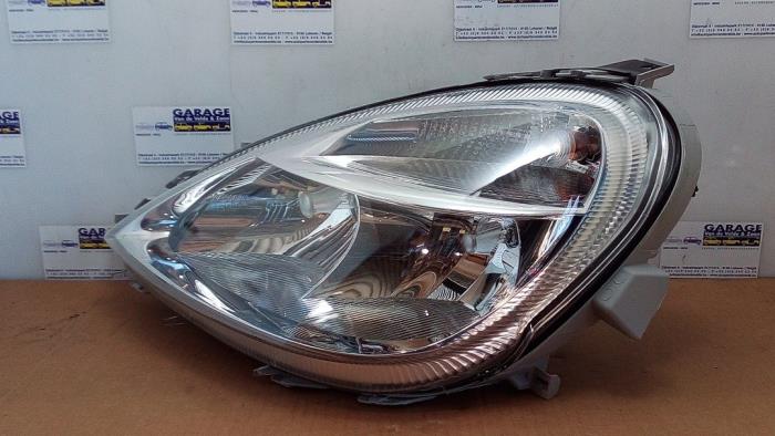 Reflektor lewy Mercedes A-Klasse