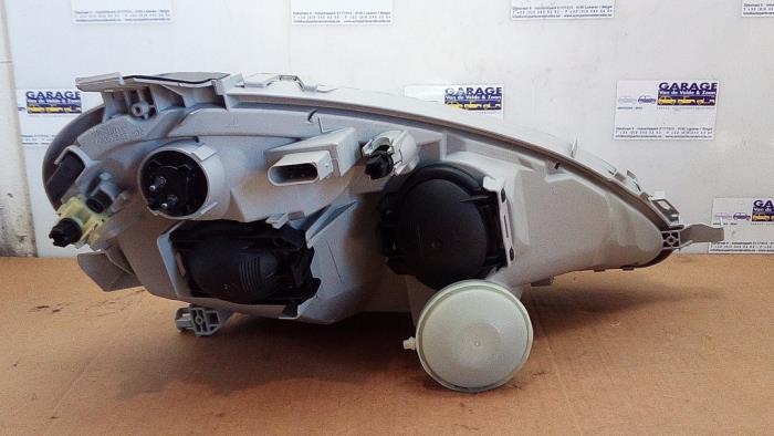 Reflektor lewy Mercedes A-Klasse