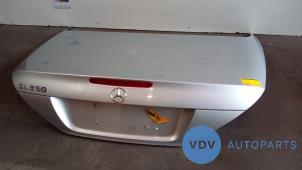 Gebruikte Kofferdeksel Mercedes SL (R230) 3.0 SL-280 V6 24V Prijs € 786,50 Inclusief btw aangeboden door Autoparts Van De Velde