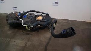 Gebruikte Tank Mercedes GLE (V167) 350de 2.0 Turbo 16V 4-Matic Prijs € 484,00 Inclusief btw aangeboden door Autoparts Van De Velde