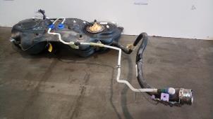 Gebruikte Tank Mercedes GLE (V167) 350de 2.0 Turbo 16V 4-Matic Prijs € 484,00 Inclusief btw aangeboden door Autoparts Van De Velde