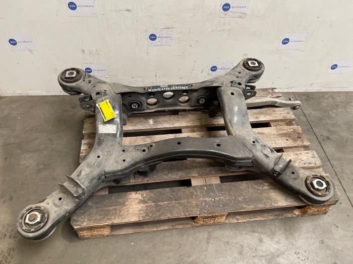 Os tylna 4x4 Mercedes GLE