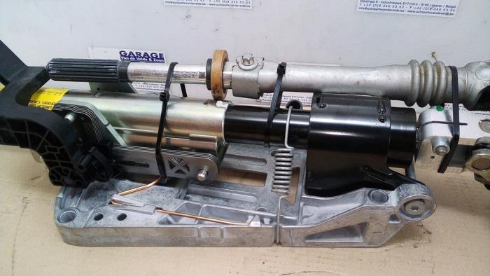 Steering column housing complete Mercedes C-Klasse