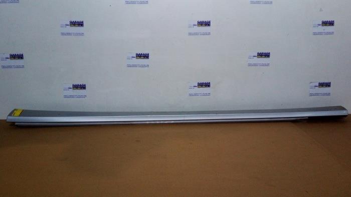 Umbral izquierda Mercedes E-Klasse