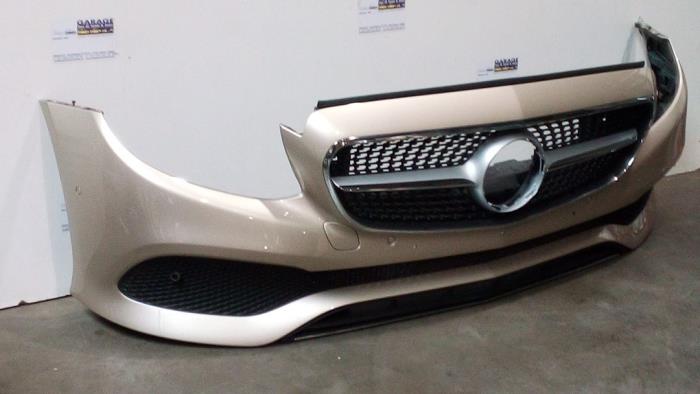 Pare-chocs avant Mercedes E-Klasse