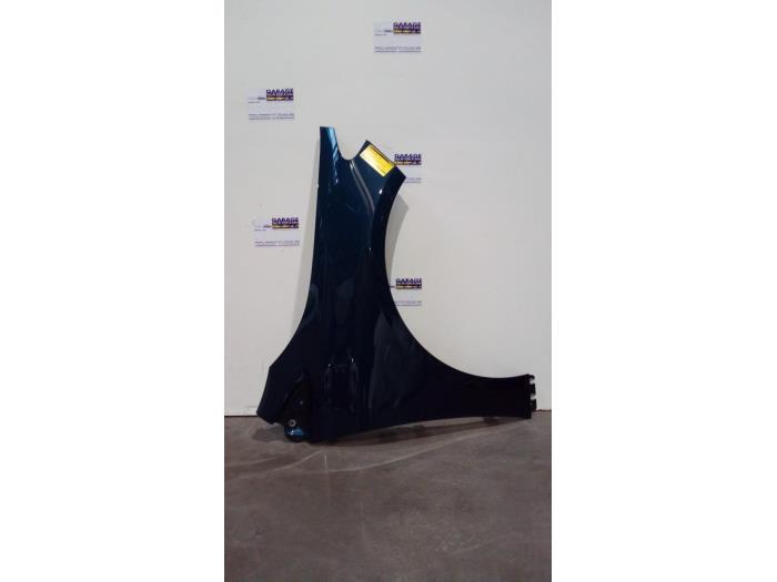 Blotnik prawy przód Mercedes B-Klasse