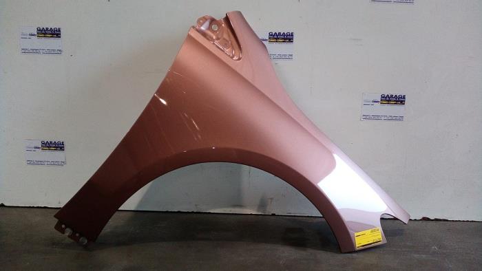 Blotnik prawy przód Mercedes B-Klasse