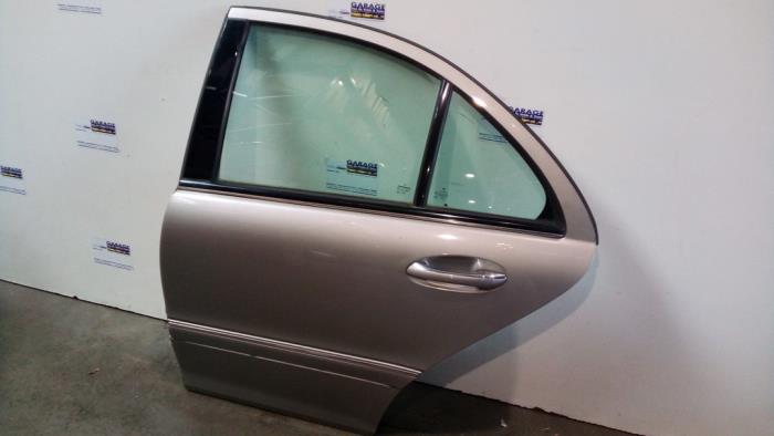 Tür 4-türig links hinten Mercedes C-Klasse