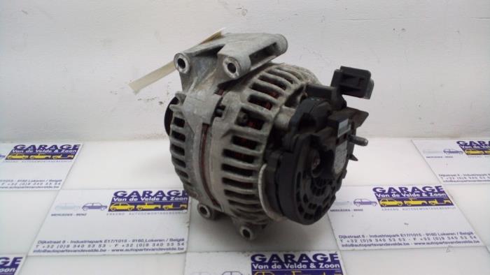 Dynamo Mercedes C-Klasse