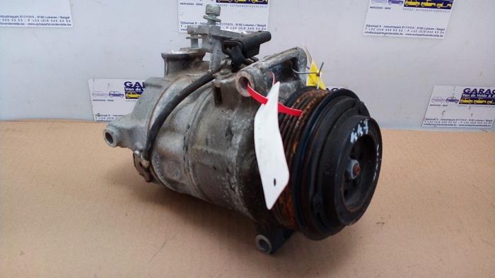 Bomba de aire acondicionado Mercedes Vito