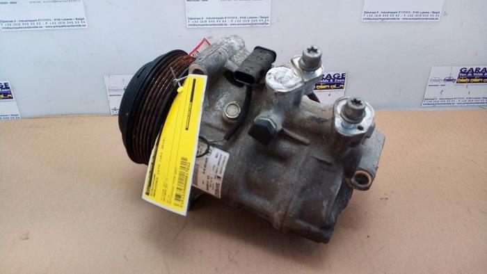 Bomba de aire acondicionado Mercedes Vito