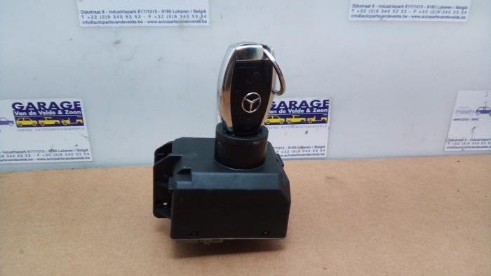 Engine management computer Mercedes B-Klasse