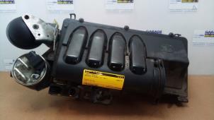 Gebruikte Luchtfilterhuis Mercedes A (W169) 2.0 A-180 CDI 16V 5-Drs. Prijs € 48,40 Inclusief btw aangeboden door Autoparts Van De Velde