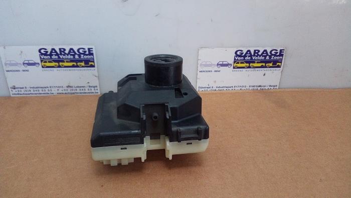 Kontaktslot + computer Mercedes C-Klasse