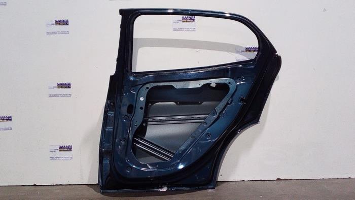 Portière 4portes arrière droite Mercedes GLA