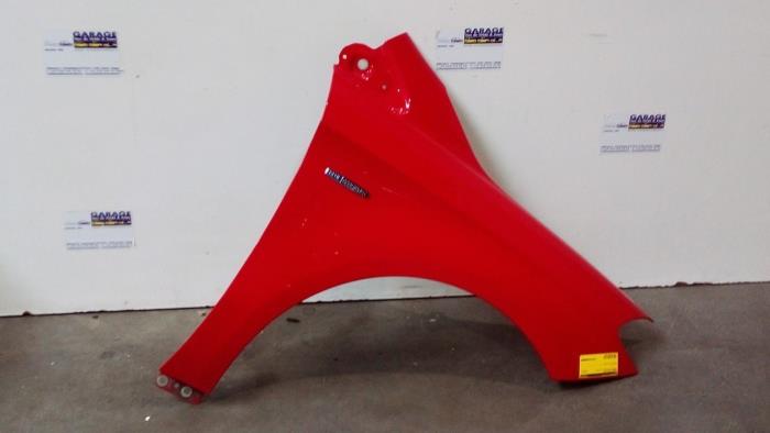 Blotnik prawy przód Mercedes B-Klasse