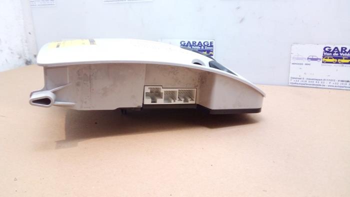 Oswietlenie wewnetrzne przód Mercedes B-Klasse