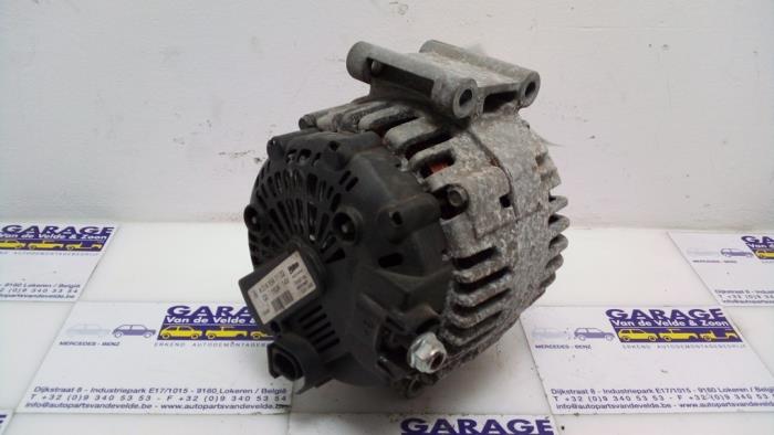 Dynamo Mercedes C-Klasse