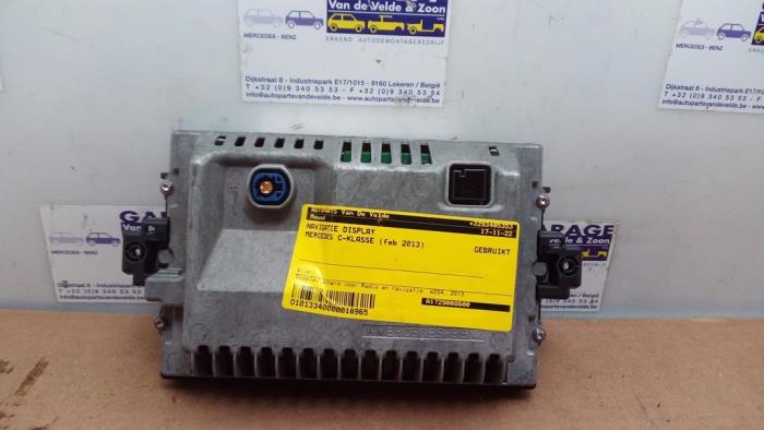 Navigation display Mercedes C-Klasse