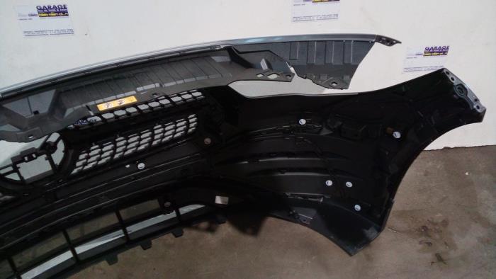 Zderzak przedni Mercedes GLA